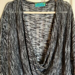 Hands to hearts black/blue hi-low overlay tunic sz L-XL